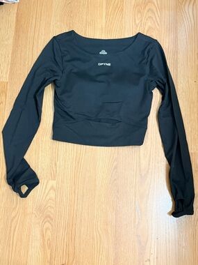 DFYNE Black Long-Sleeve Cropped Top
